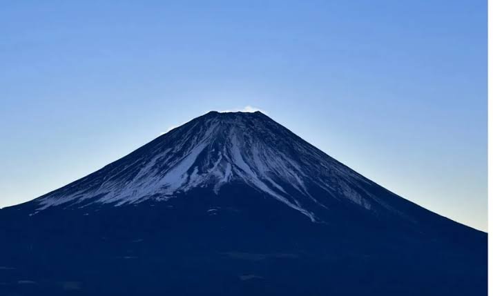 Boy Left On Mount Fuji — recent news image for a rising United States search trend