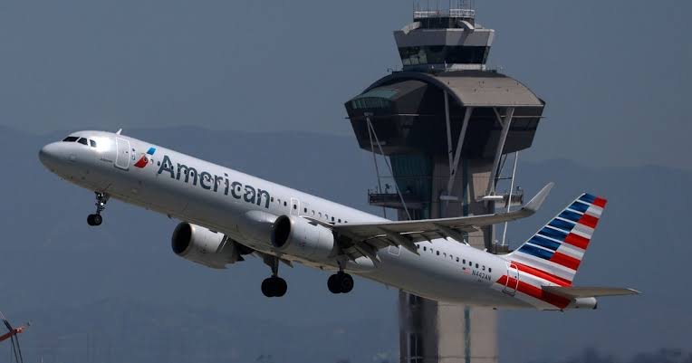 American Airlines Flight Smoke Dallas — recent news image for a rising United States search trend