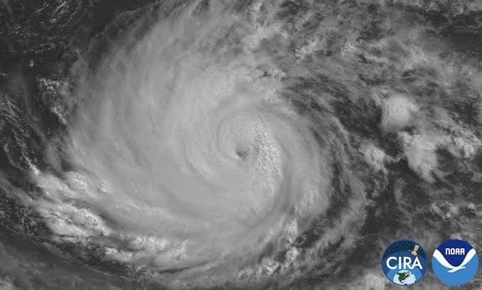Hurricane Lowell — recent news image for a rising United States search trend